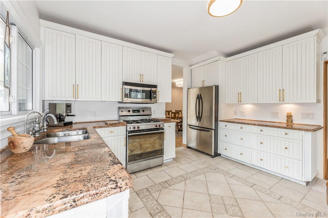 #7 photo, 530 Orangeburg Road, Pearl River , NY 10965