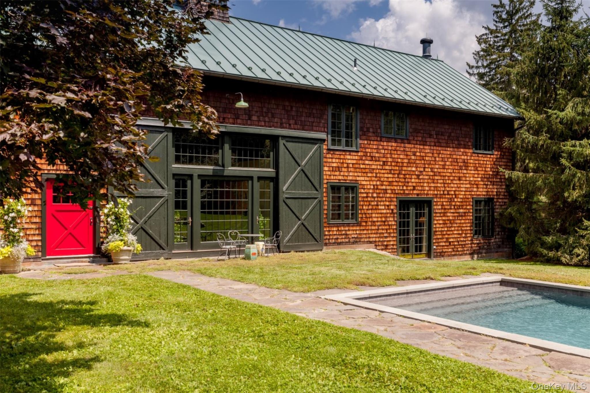 #4 photo, 8 Old Killearn Road, Millbrook , NY 12545