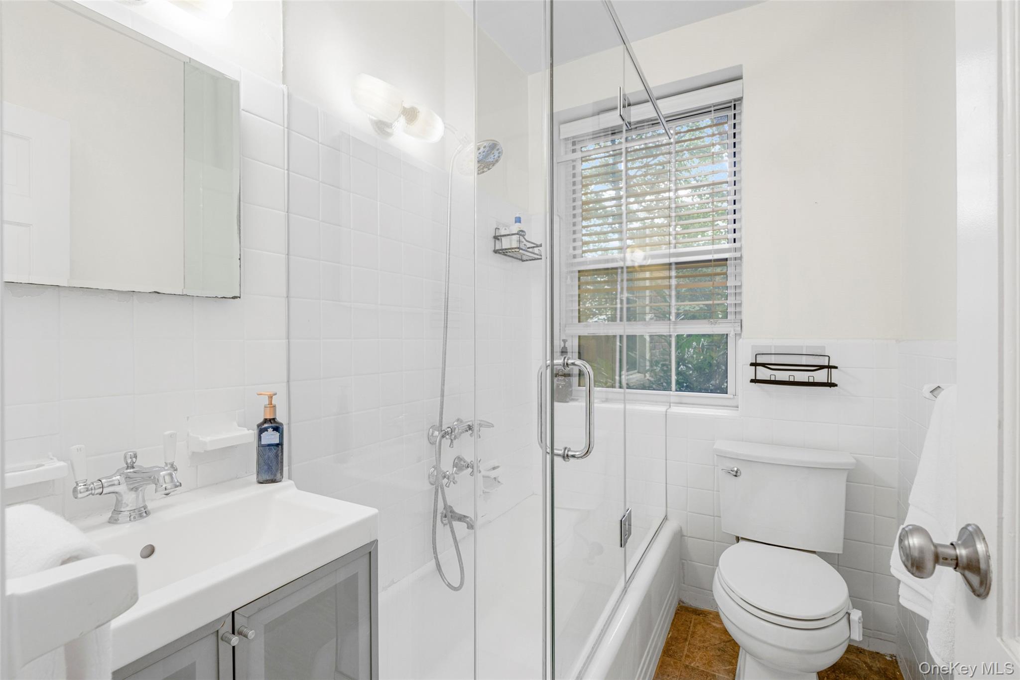 #16 photo, 1815 Palmer Avenue, Larchmont , NY 10538