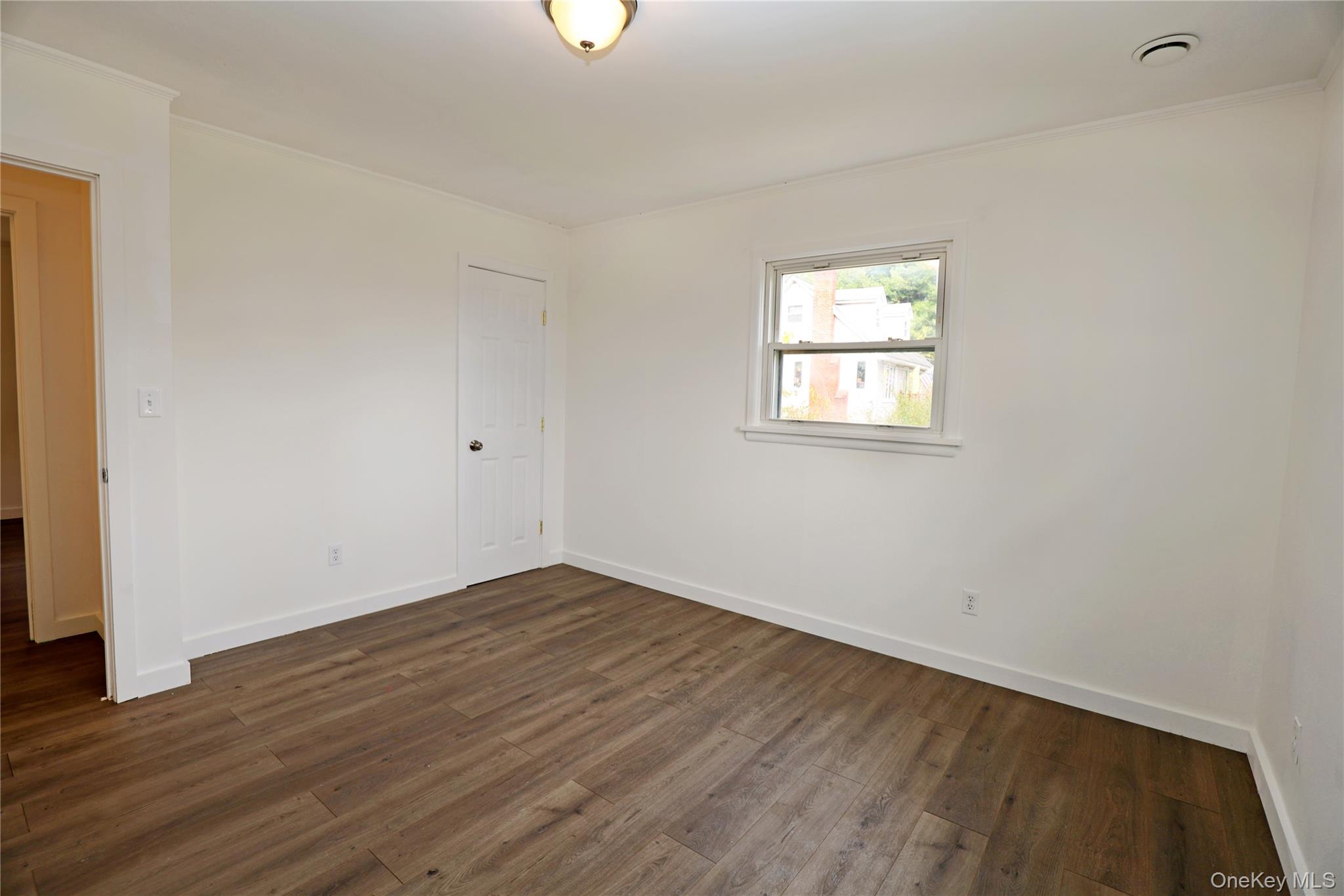 #19 photo, 125 Main Street, Lake Katrine , NY 12449