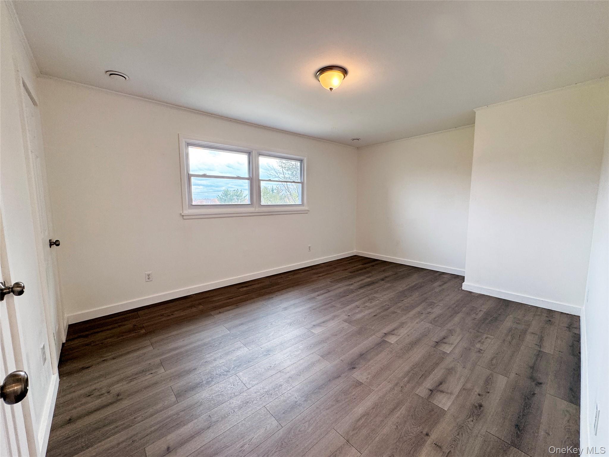 #20 photo, 125 Main Street, Lake Katrine , NY 12449