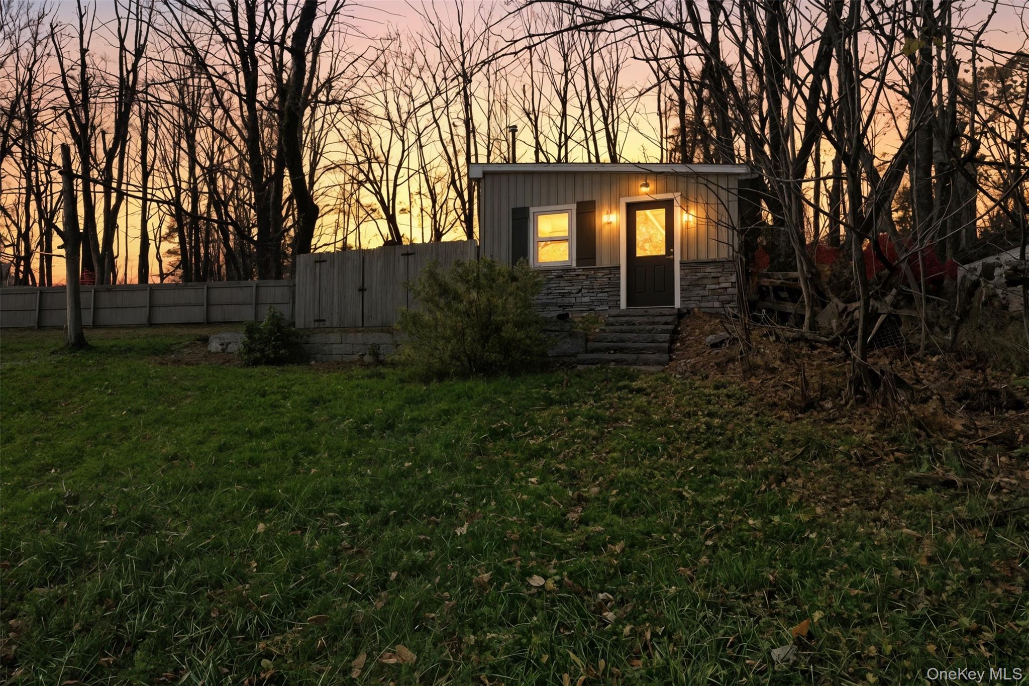 #4 photo, 72 Jersey Avenue, Unionville , NY 10988