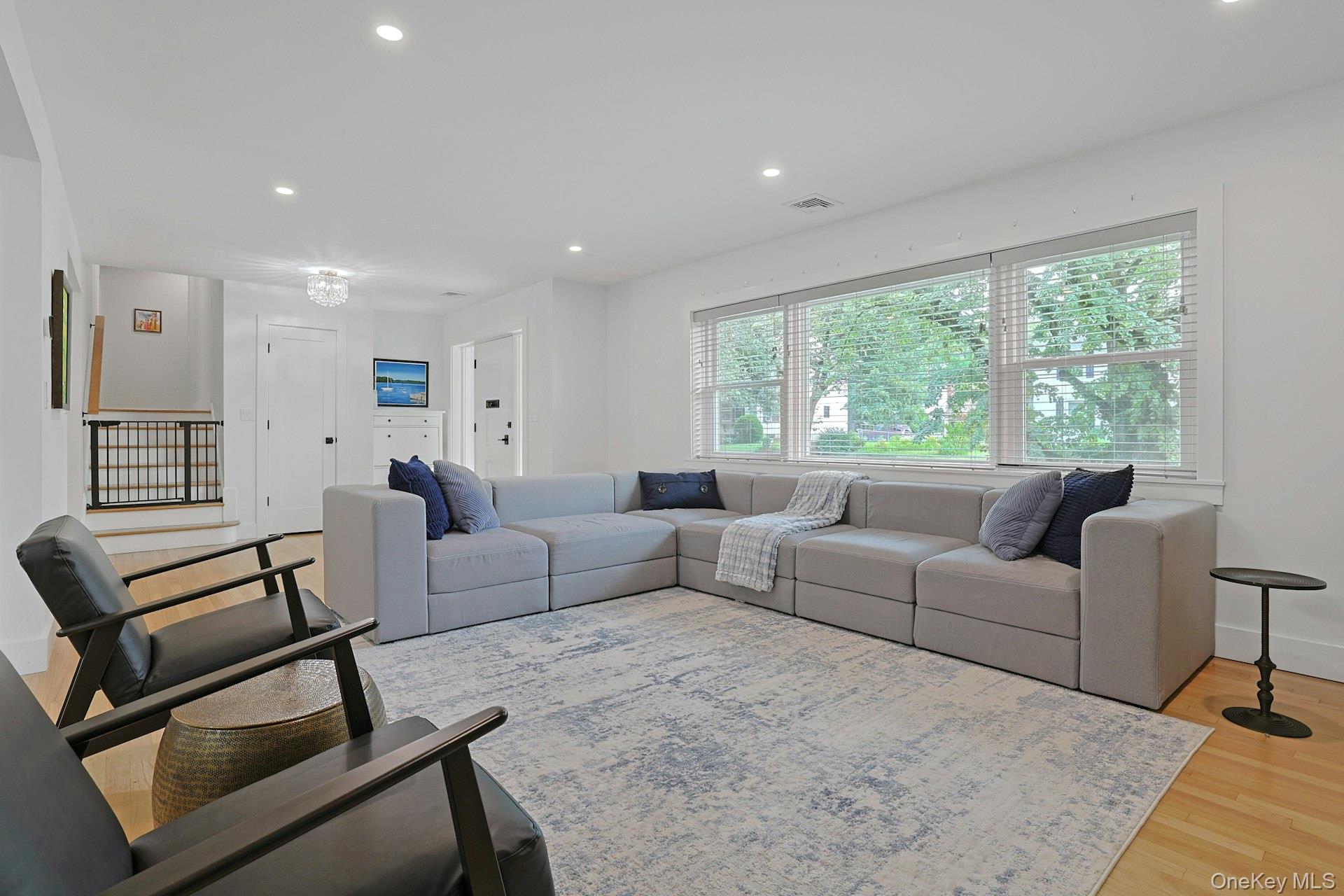 #2 photo, 73 Bon Air Avenue, New Rochelle , NY 10804