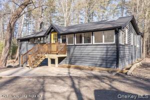 #1 photo, 18 Country Club Lane, Woodstock , NY 12498