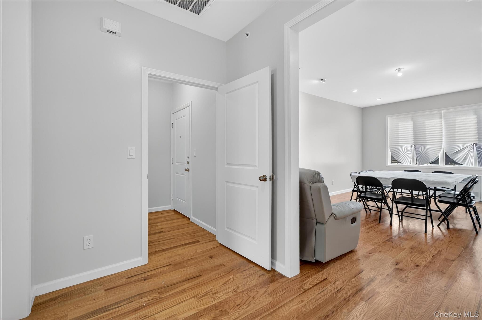 #20 photo, 7 Maglenitz Street, Palm Tree , NY 10950