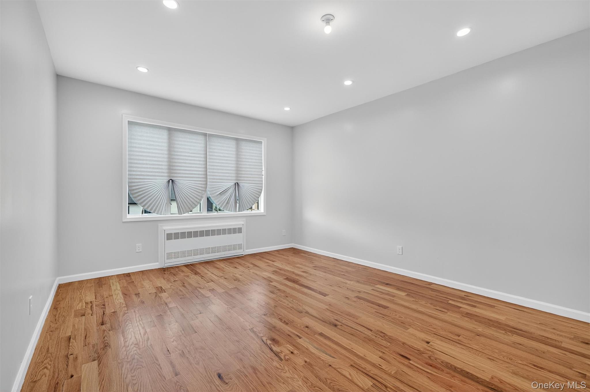 #6 photo, 7 Maglenitz Street, Palm Tree , NY 10950