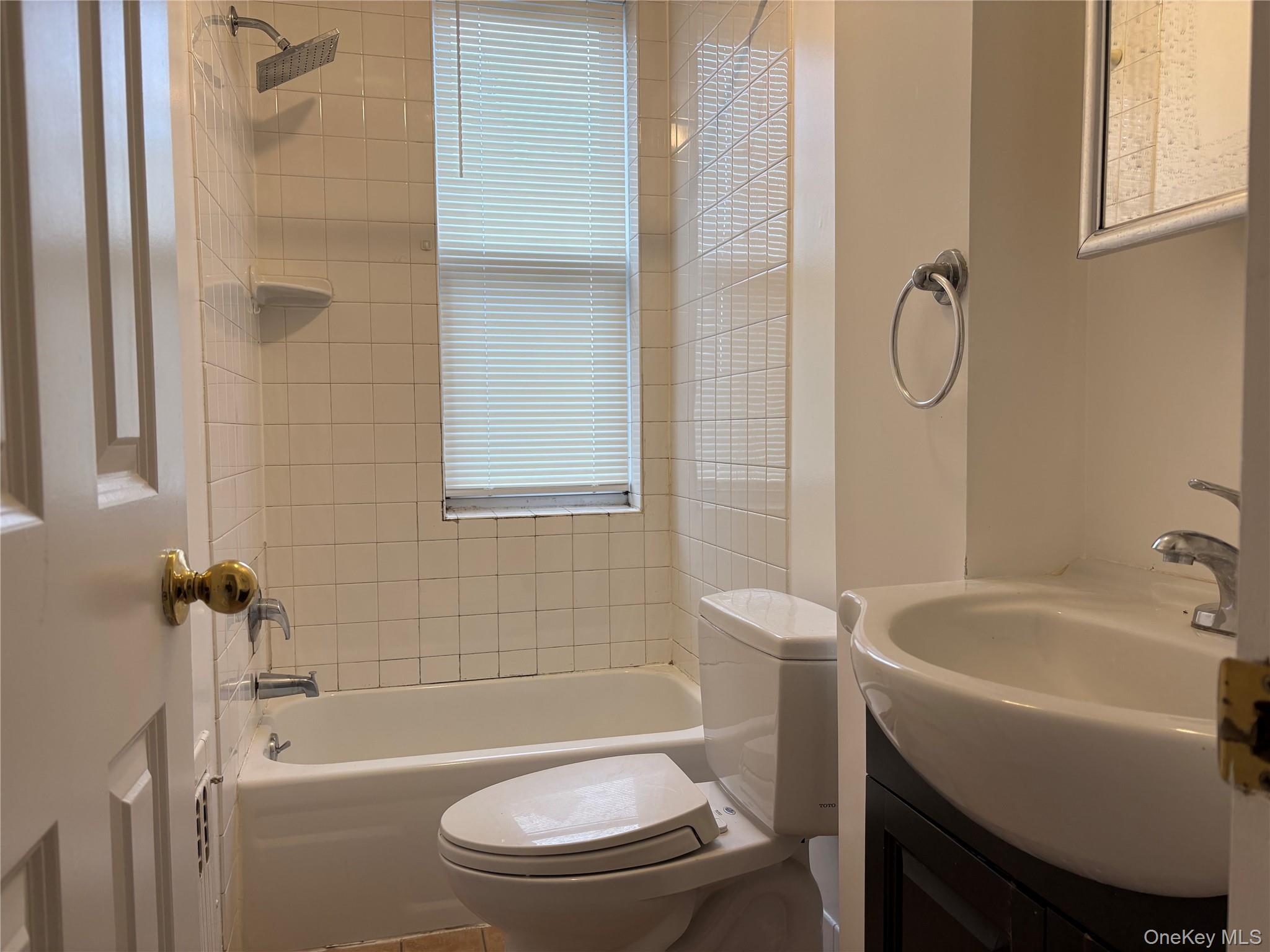 #8 photo, 49 5th Street, New Rochelle , NY 10801