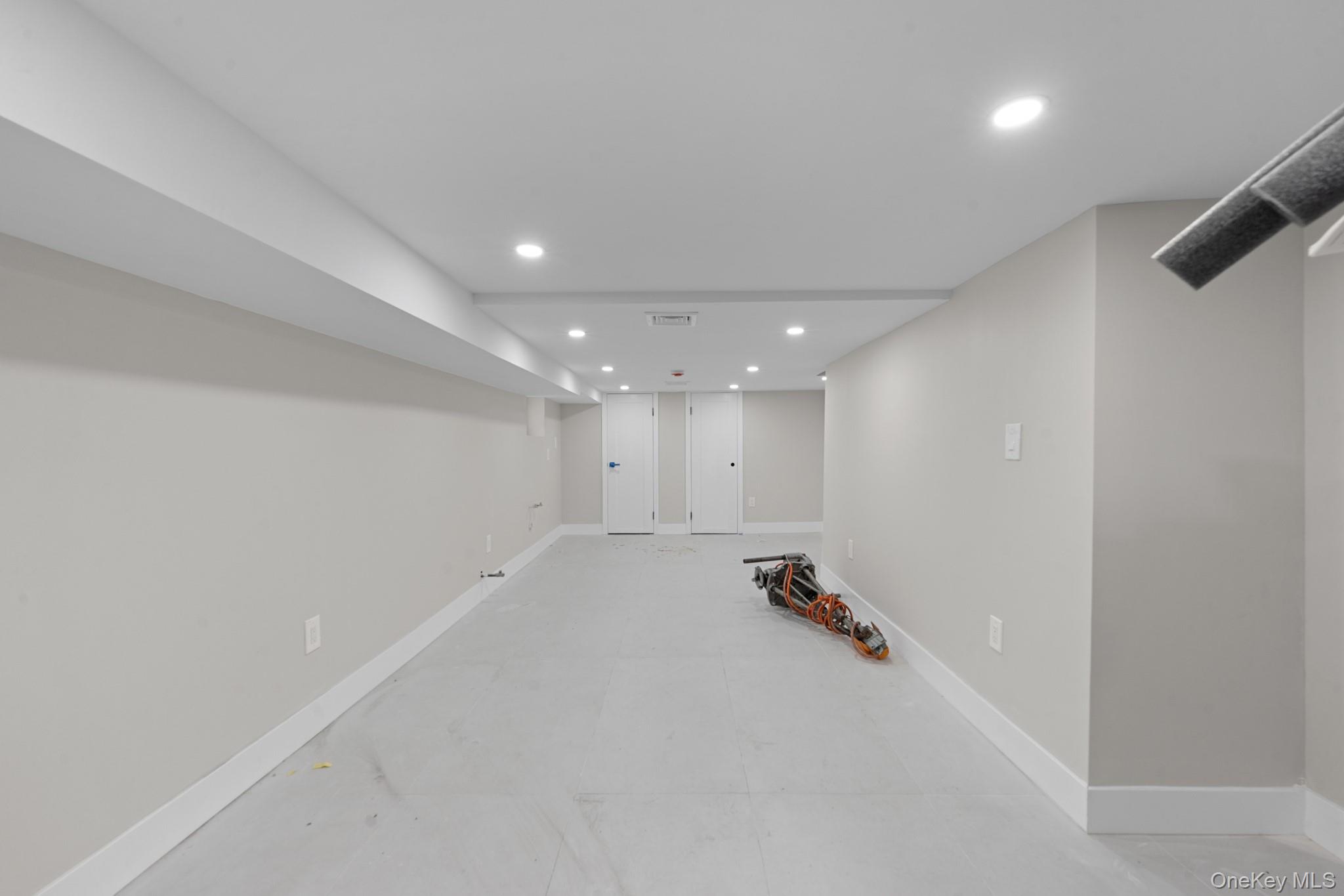 #14 photo, 104-11 188th Street, Hollis , NY 11412