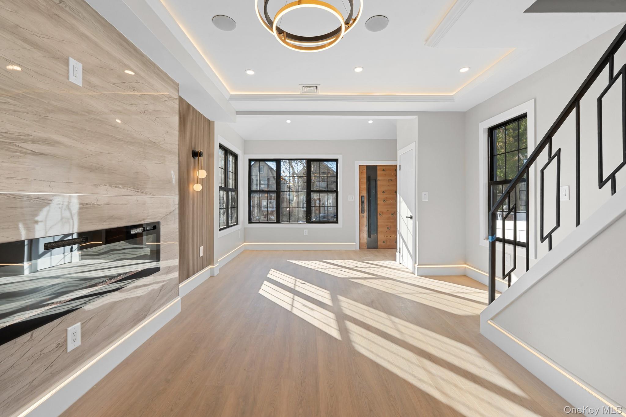 #5 photo, 104-11 188th Street, Hollis , NY 11412