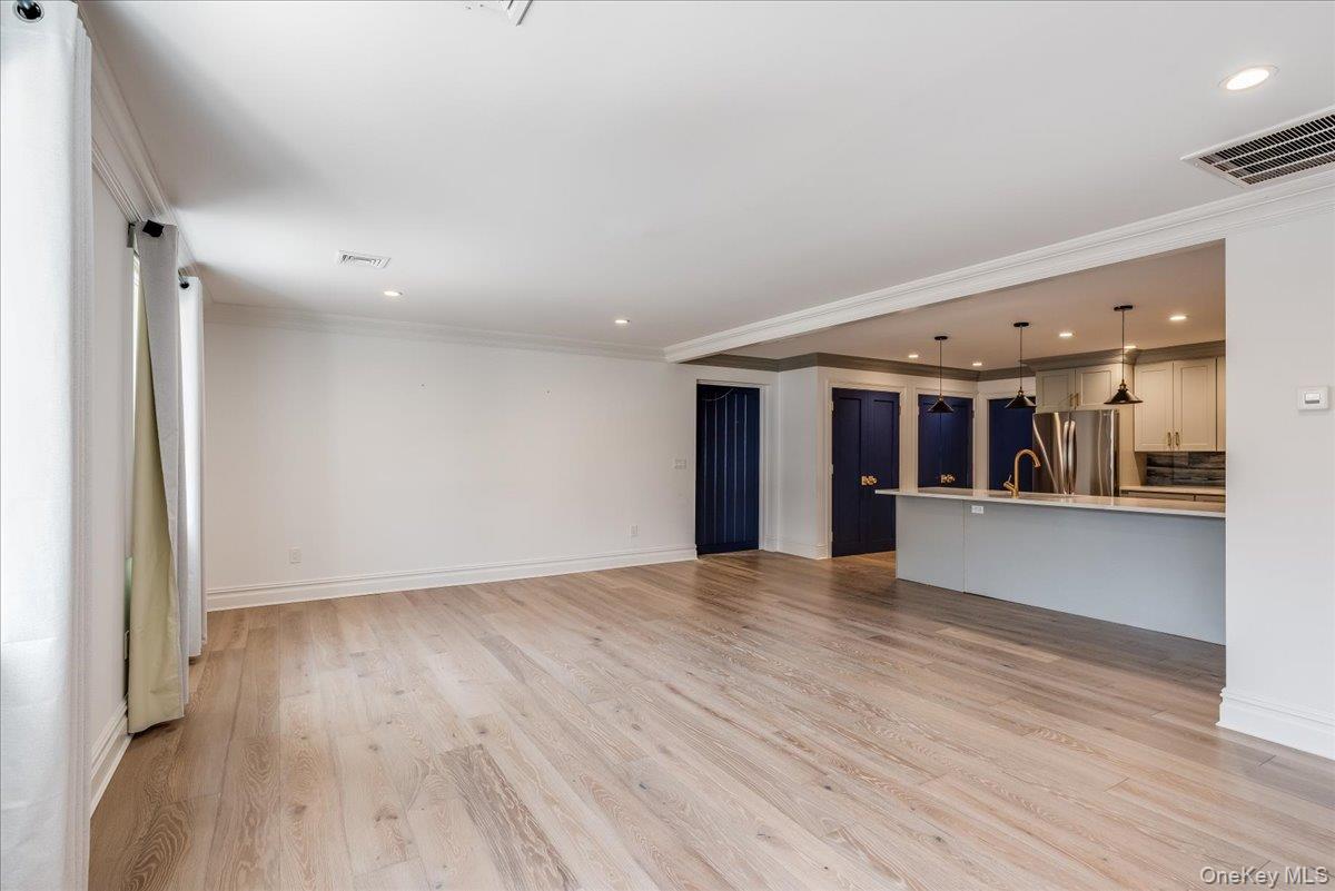 #10 photo, 95 E Main Street, Huntington , NY 11743