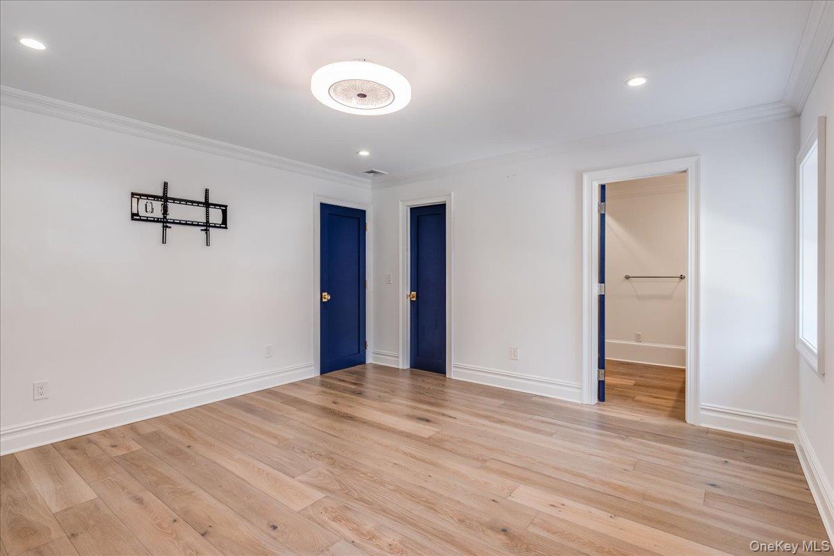 #11 photo, 95 E Main Street, Huntington , NY 11743