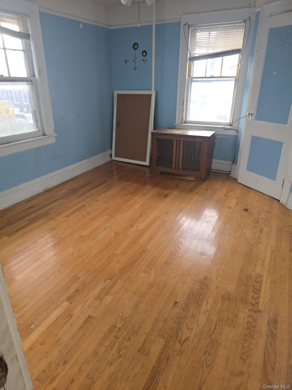 #12 photo, 73 Peterson Place, Lynbrook , NY 11563