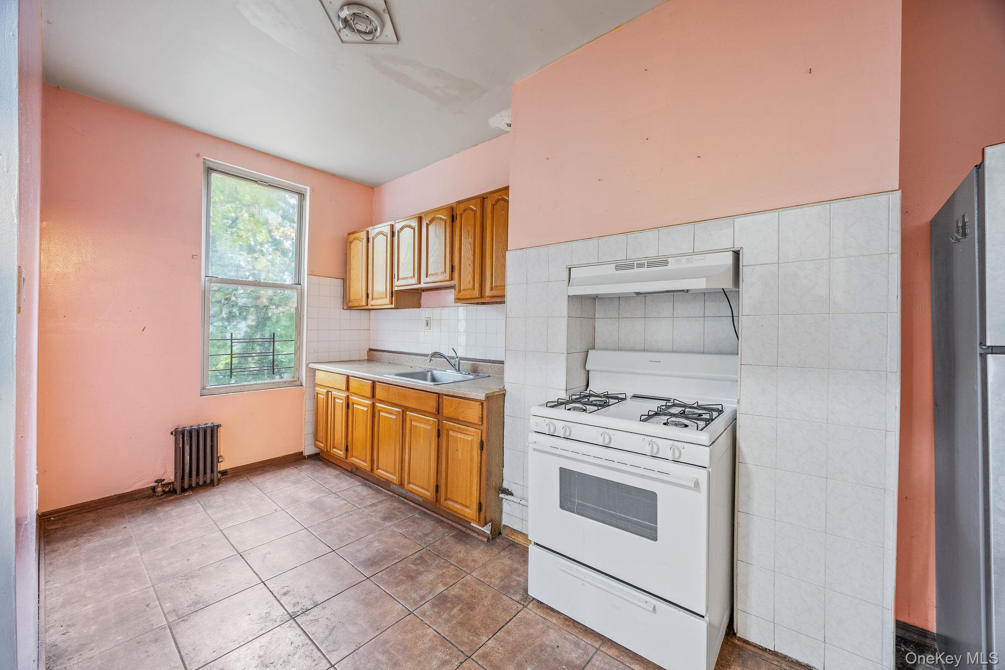 #20 photo, 1220 Greene Avenue, Brooklyn , NY 11221