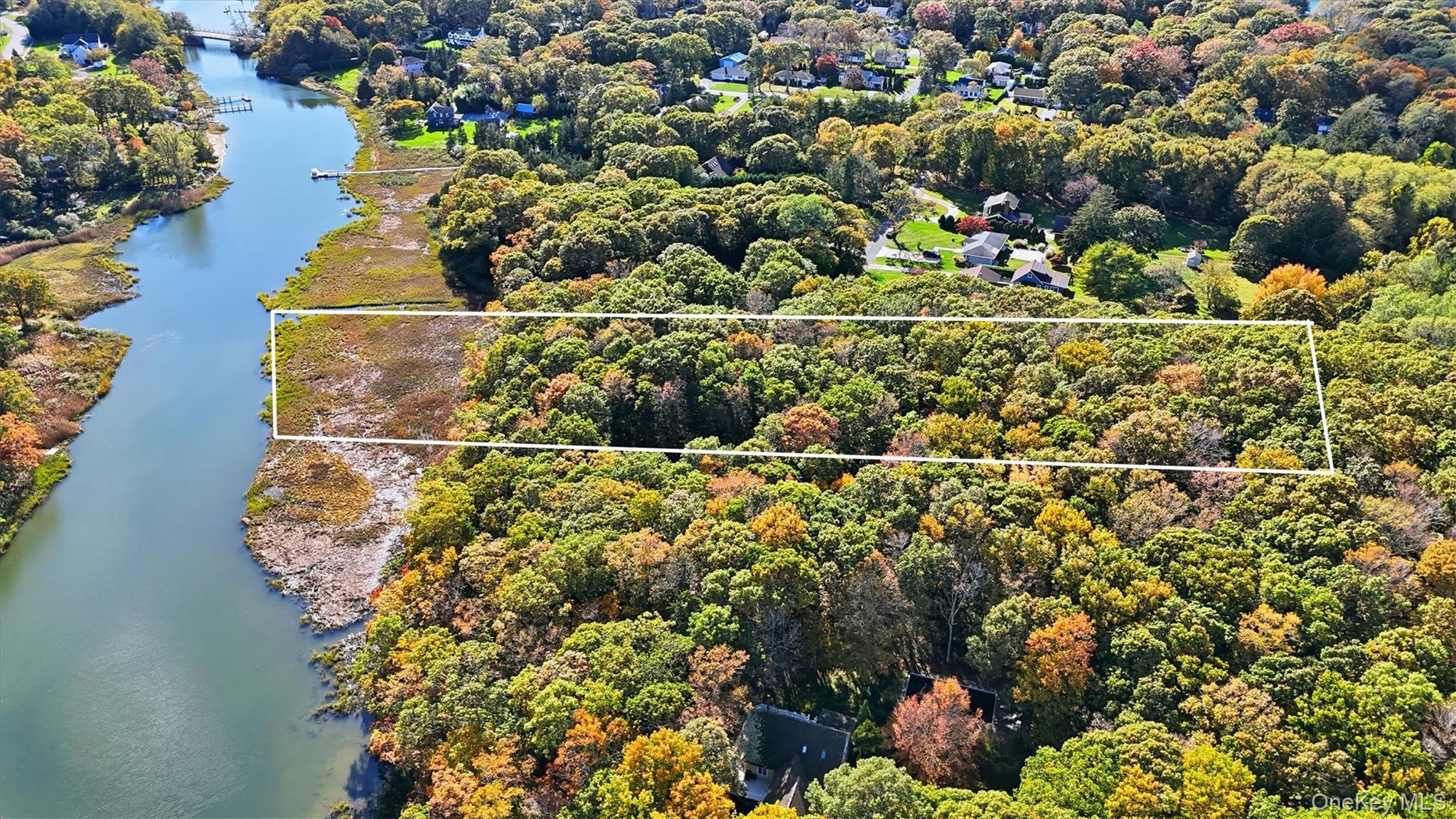 #4 photo, 1050 Greton Court, Mattituck , NY 11952