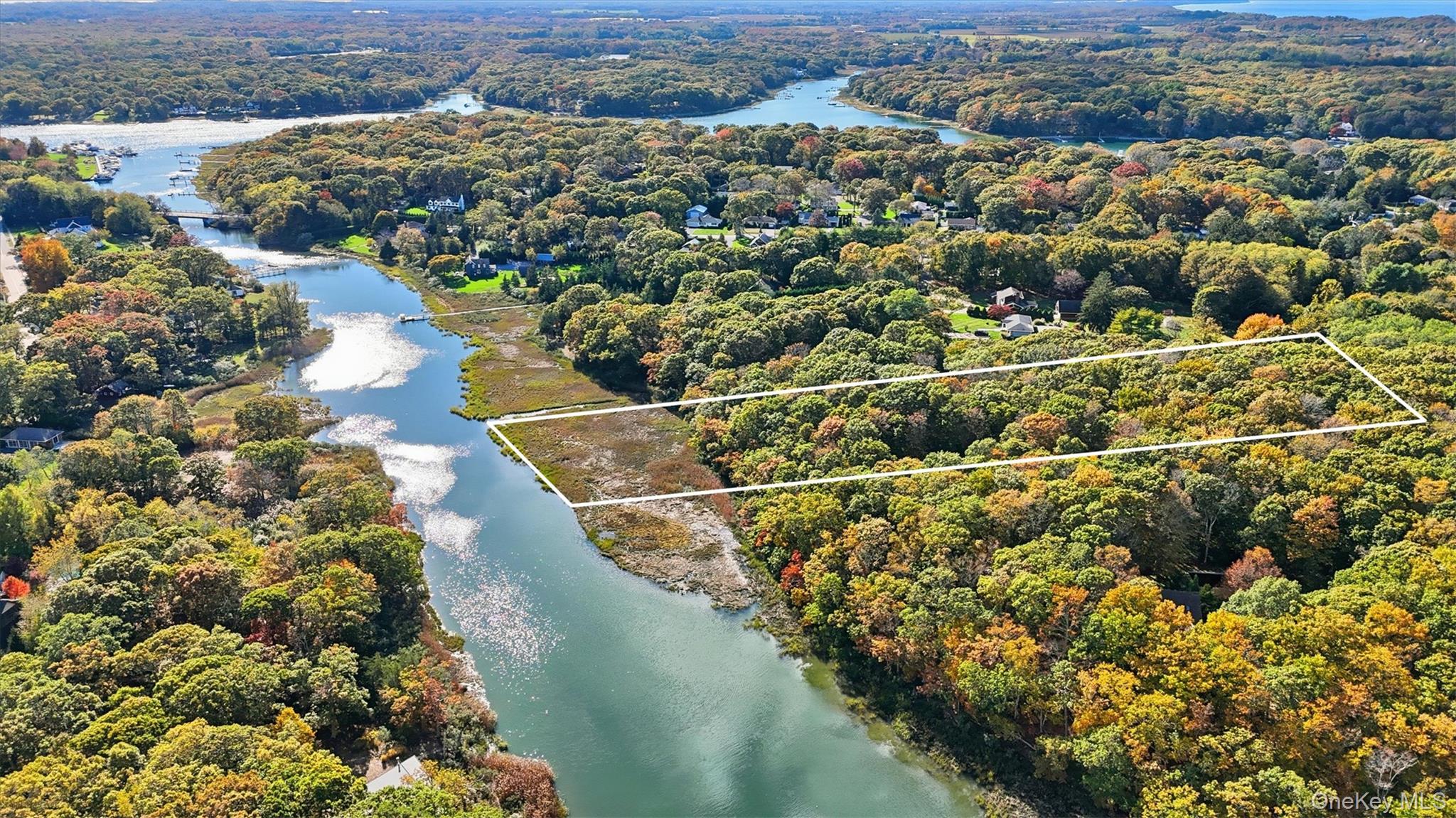 #6 photo, 1050 Greton Court, Mattituck , NY 11952