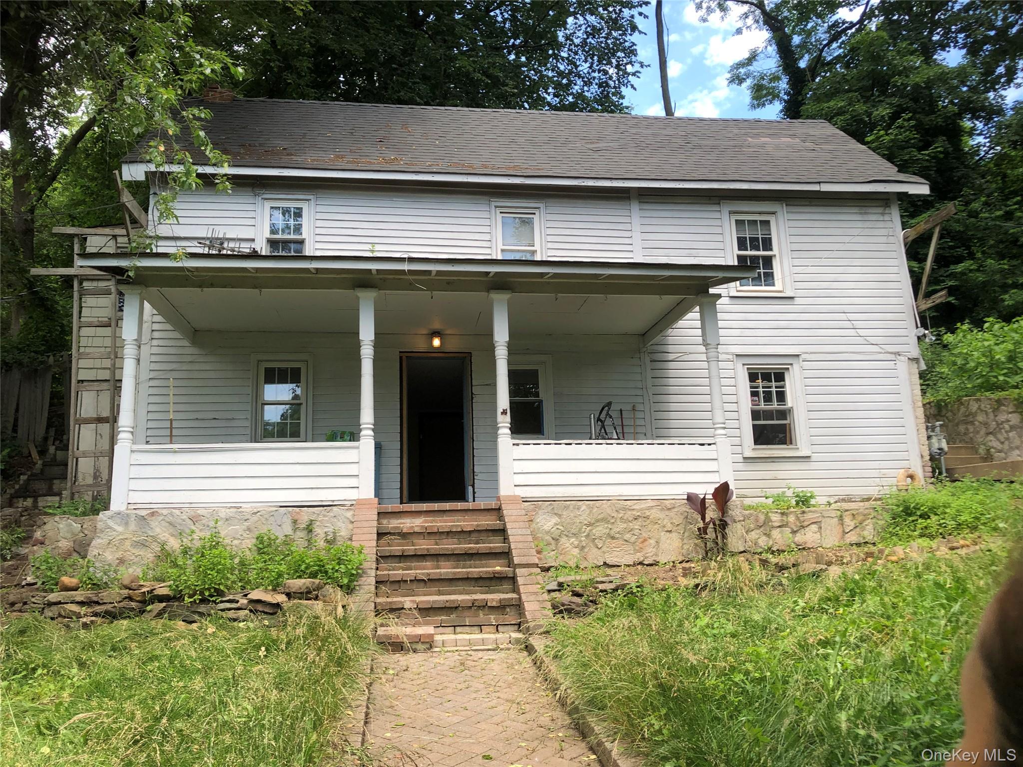 #1 photo, 1673 Northern Boulevard, Roslyn , NY 11576