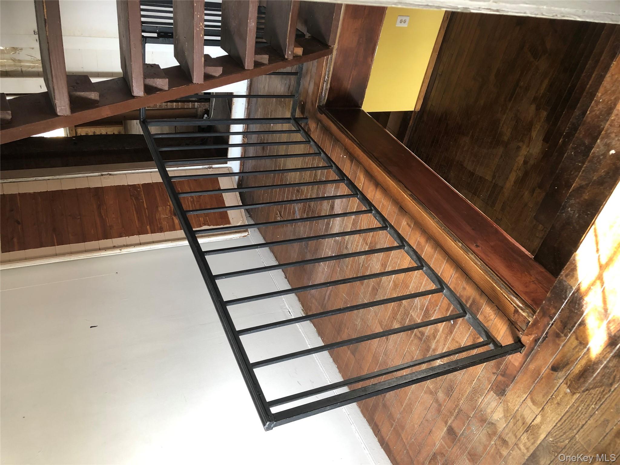 #20 photo, 1673 Northern Boulevard, Roslyn , NY 11576