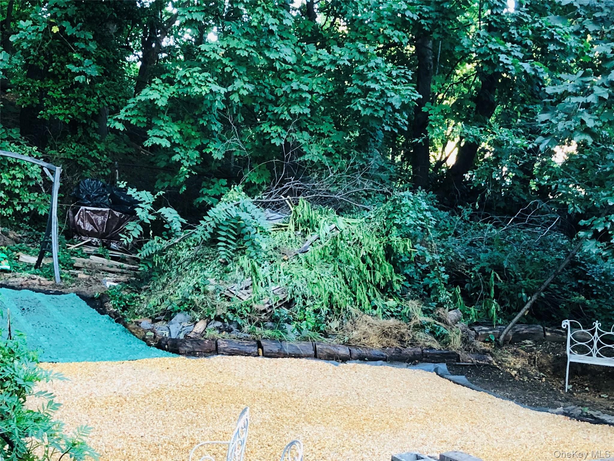 #4 photo, 1673 Northern Boulevard, Roslyn , NY 11576