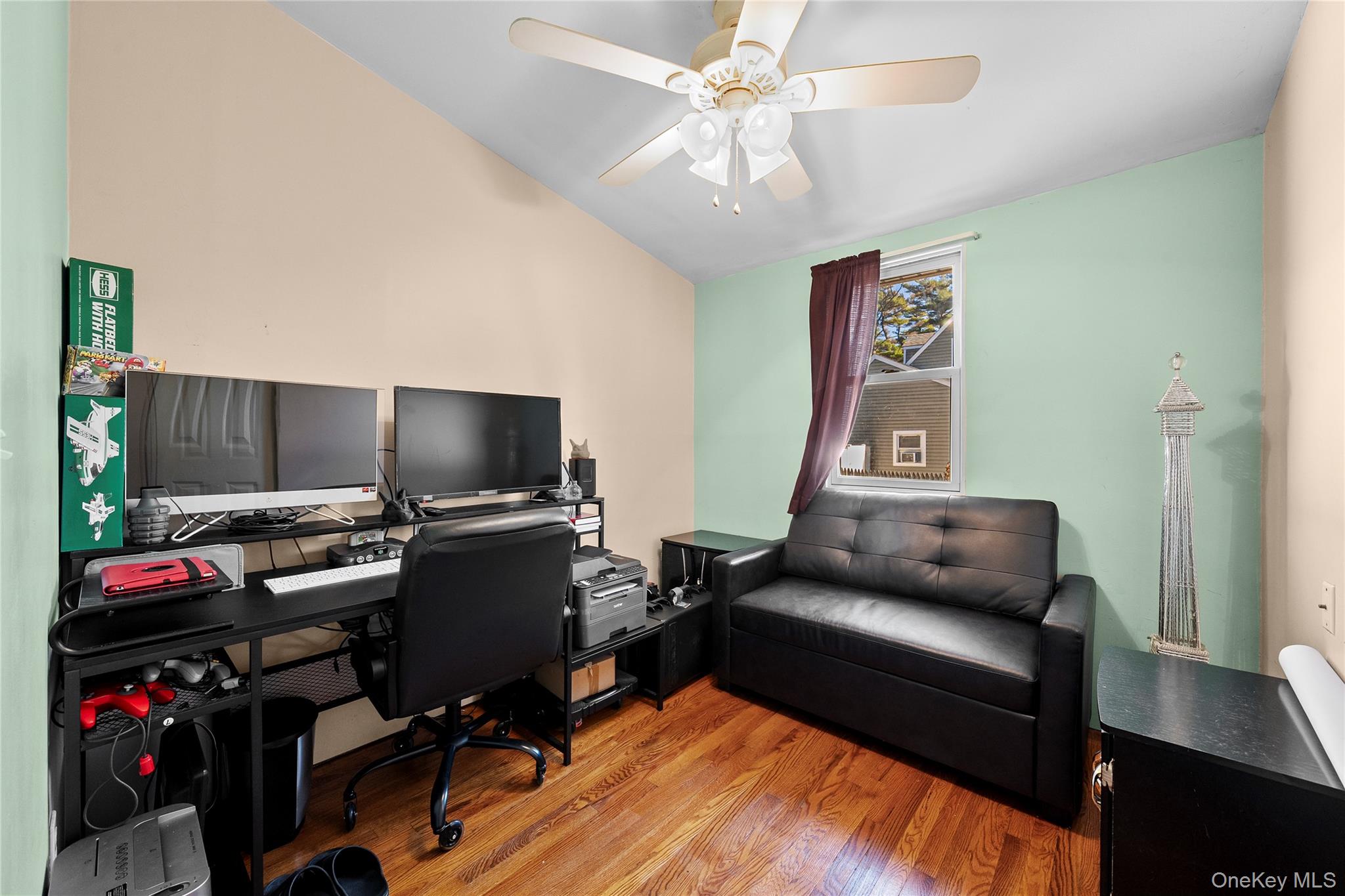 #12 photo, 94 3rd Avenue, Brentwood , NY 11717