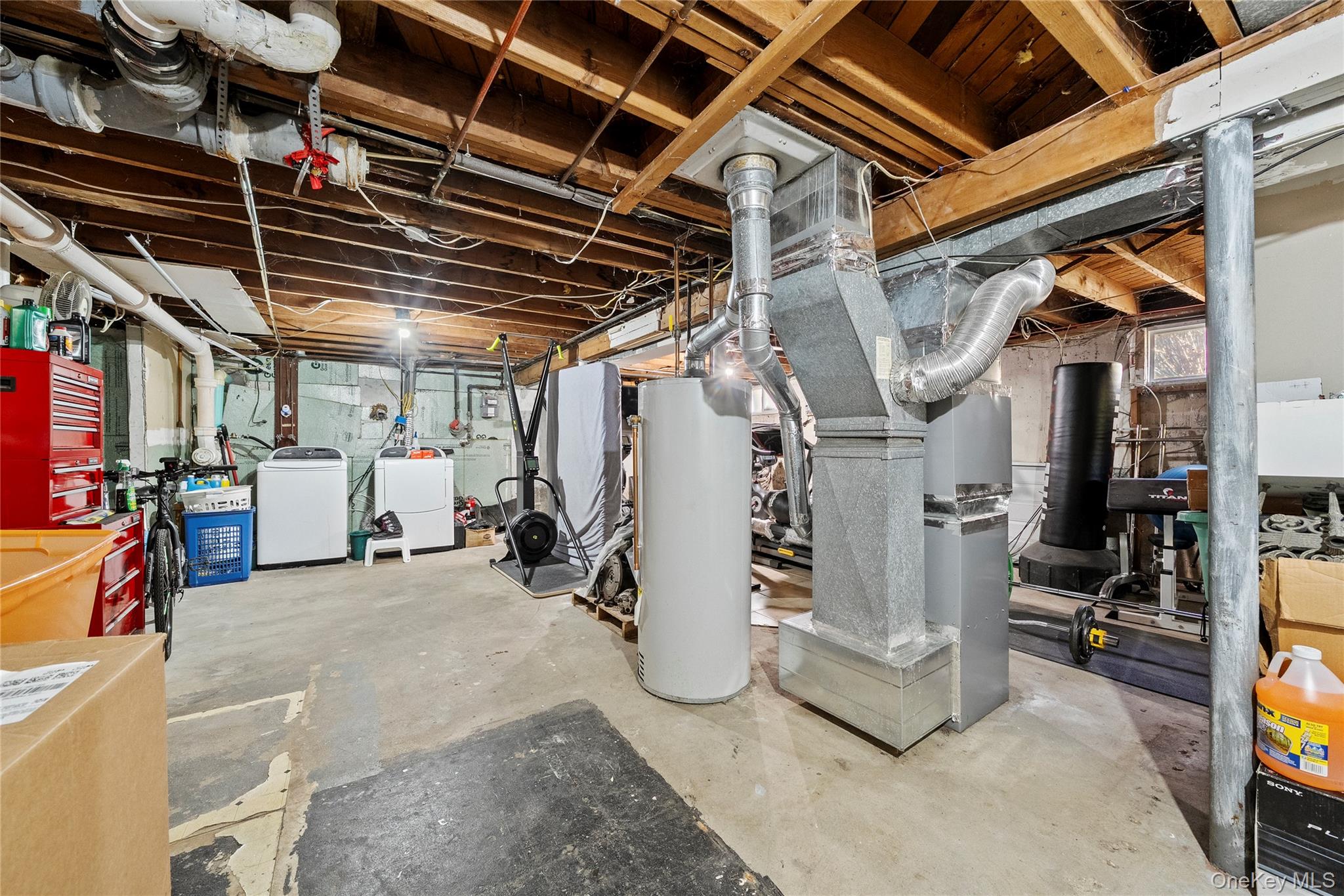 #16 photo, 94 3rd Avenue, Brentwood , NY 11717