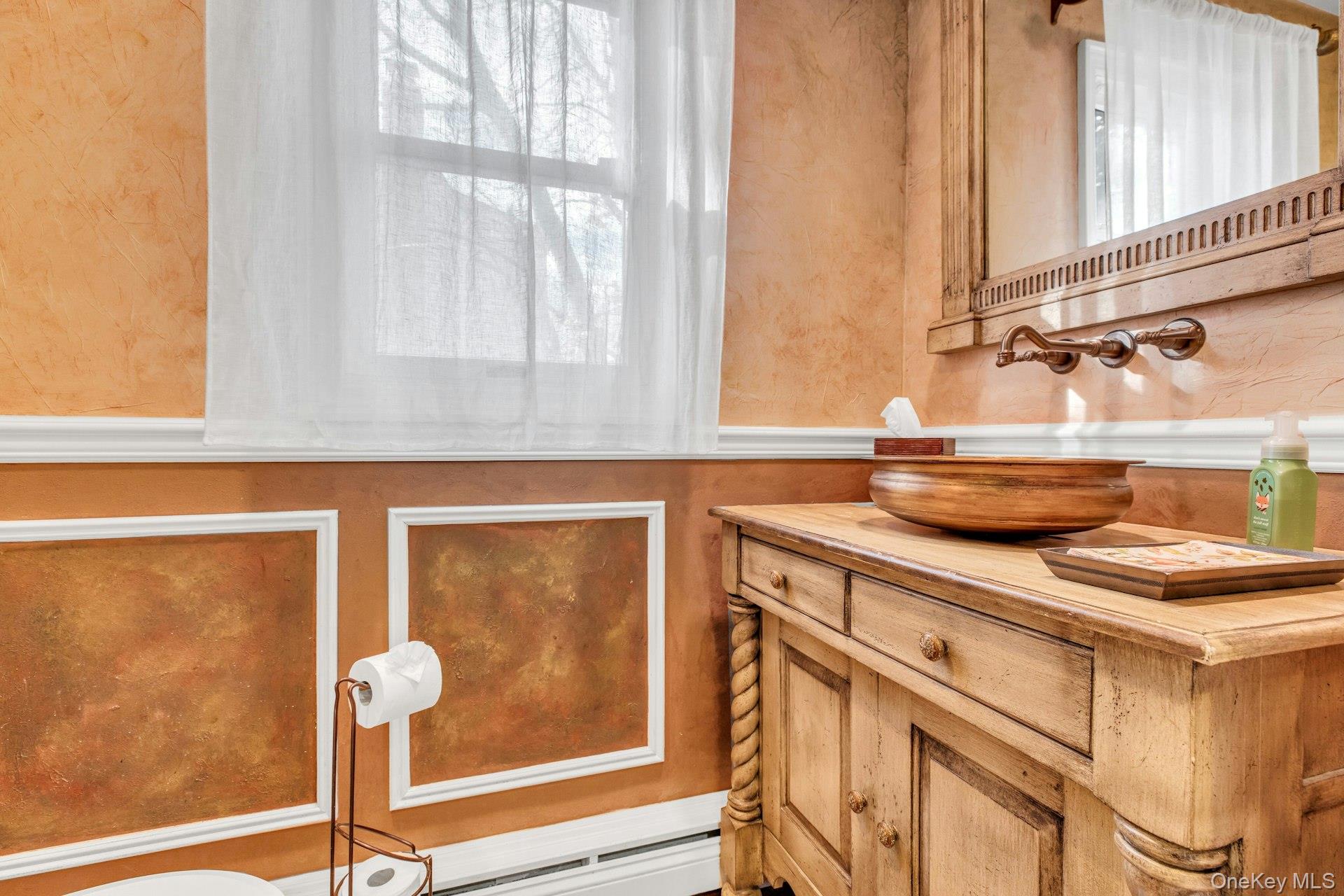 #10 photo, 27 Hollister Lane, Islip , NY 11751