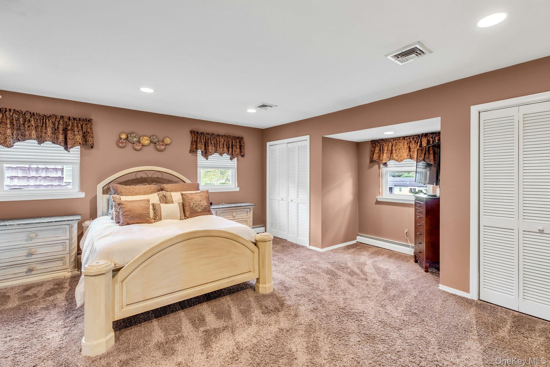 #13 photo, 27 Hollister Lane, Islip , NY 11751