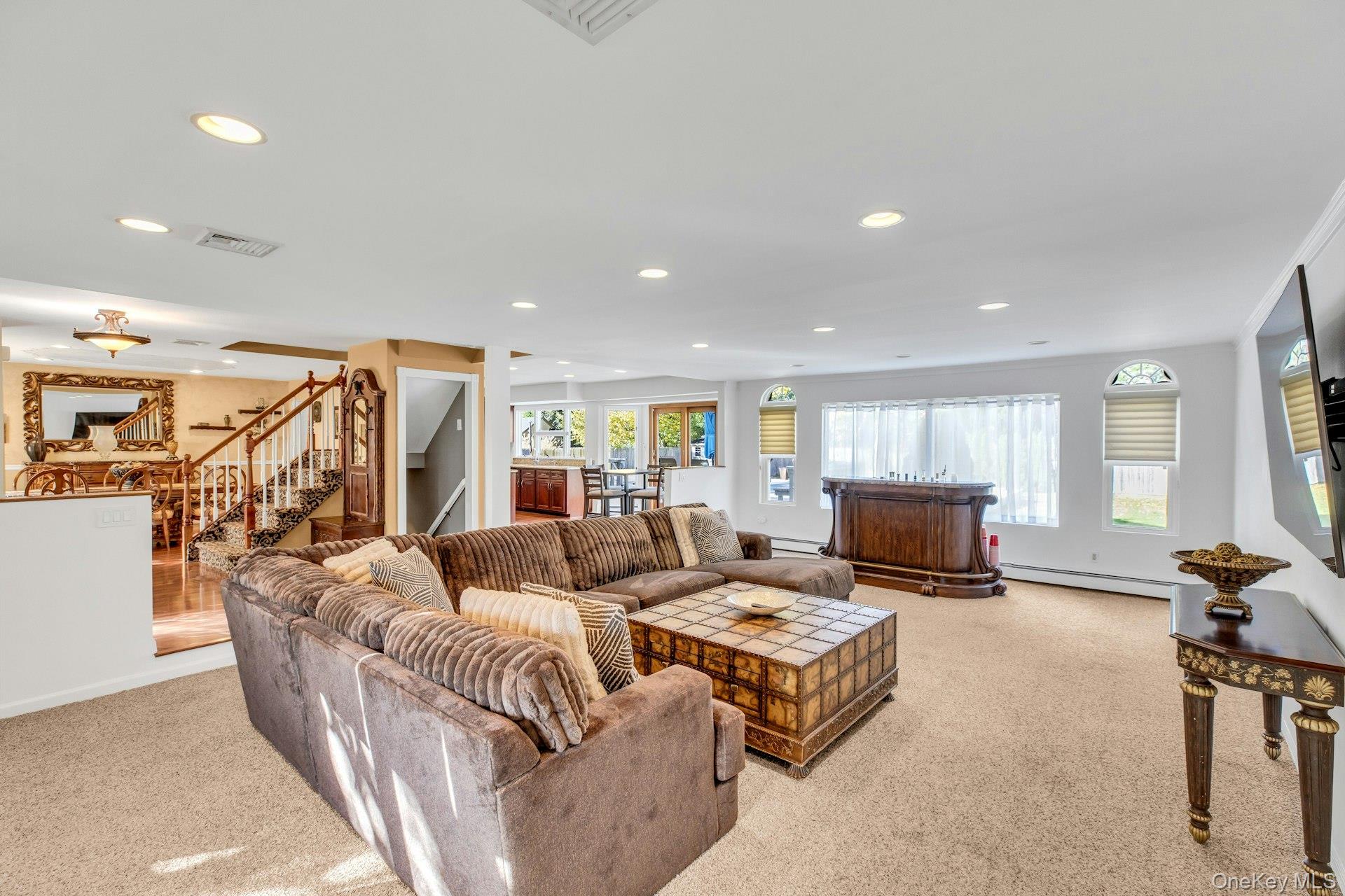 #5 photo, 27 Hollister Lane, Islip , NY 11751