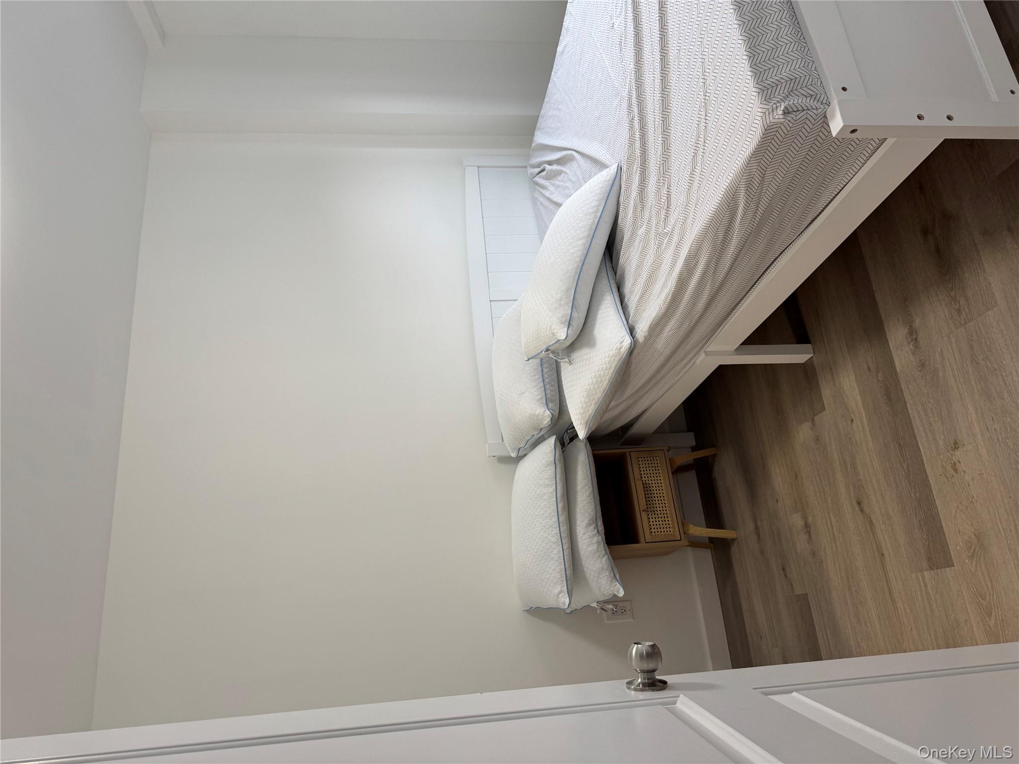 #4 photo, 43-18 Union Street, Flushing , NY 11355