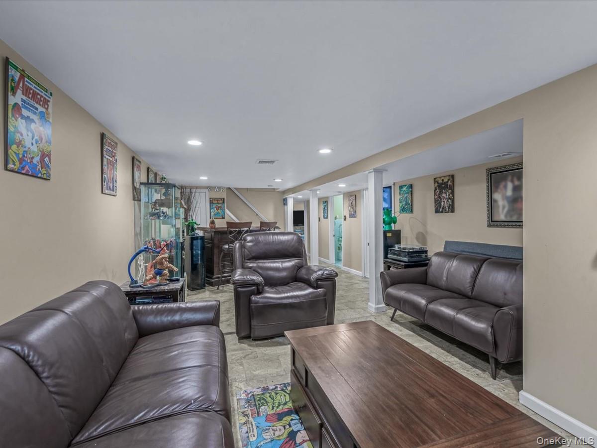 #19 photo, 121 S 30th Street, Wyandanch , NY 11798