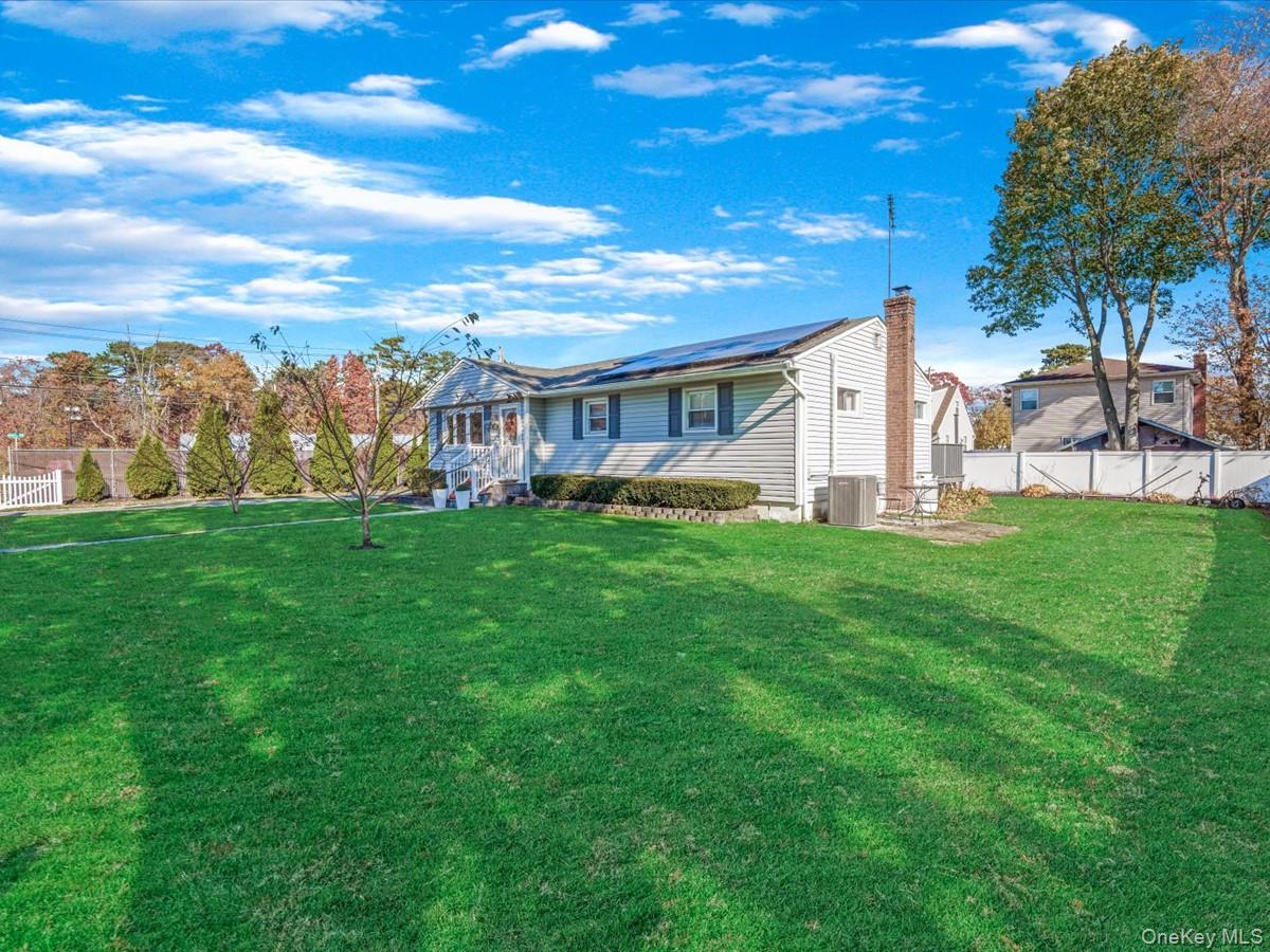 #3 photo, 121 S 30th Street, Wyandanch , NY 11798