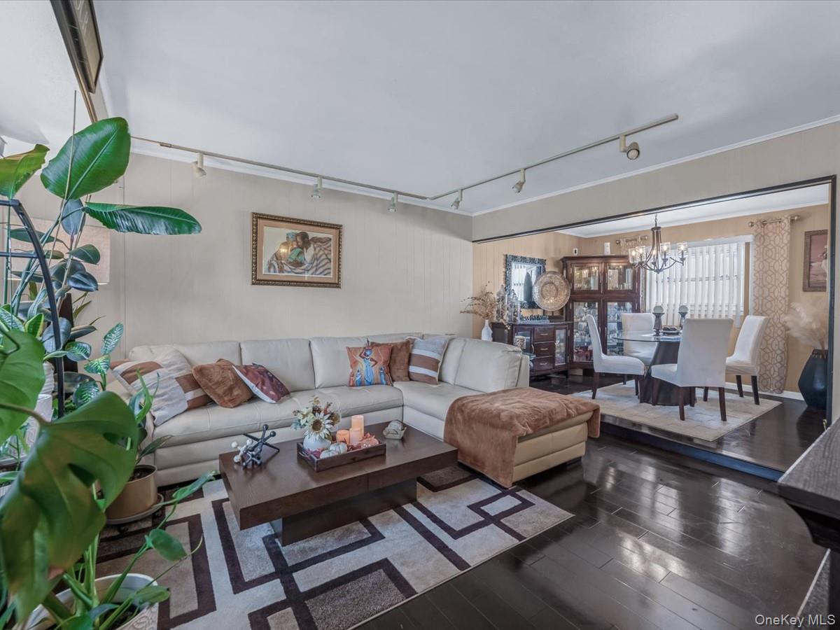 #5 photo, 121 S 30th Street, Wyandanch , NY 11798