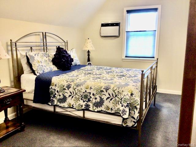 #10 photo, 8211 260th Street, Glen Oaks , NY 11004