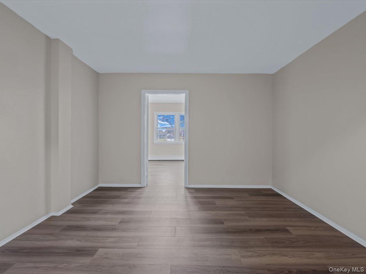 #5 photo, 1315 Dekoven Street, Rockville Centre , NY 11570