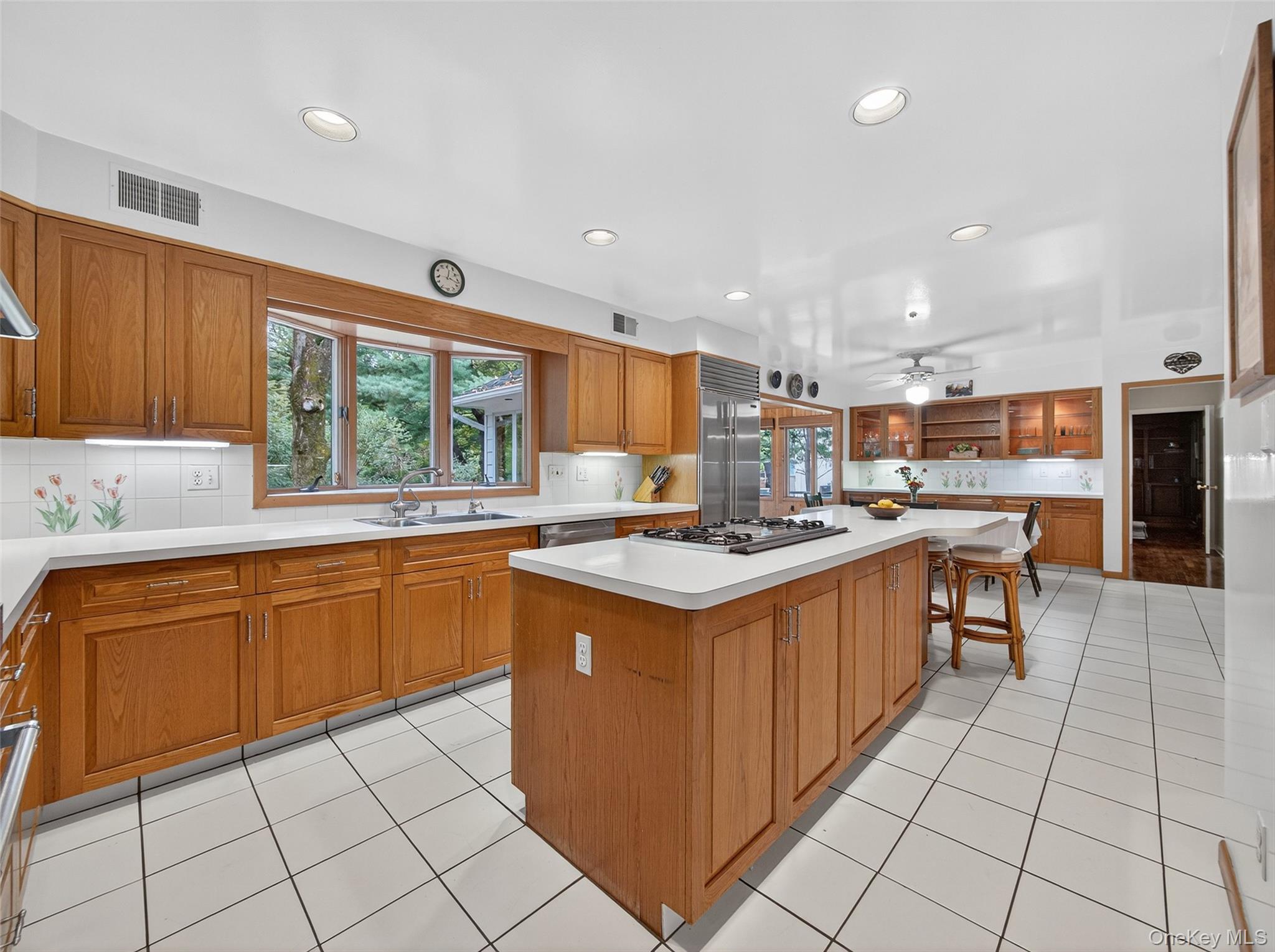 #16 photo, 1 Vivian Place, Montebello , NY 10901