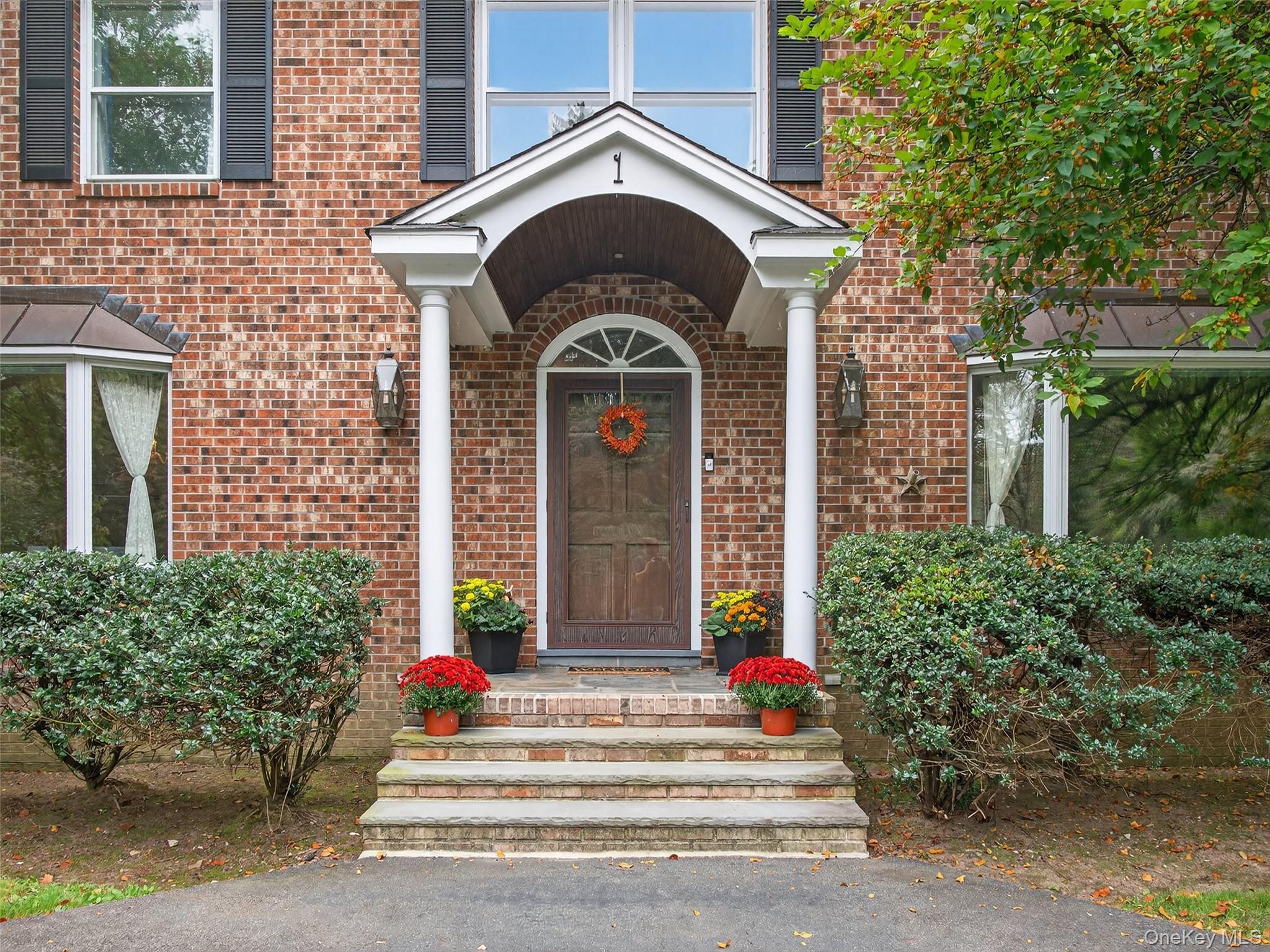 #3 photo, 1 Vivian Place, Montebello , NY 10901