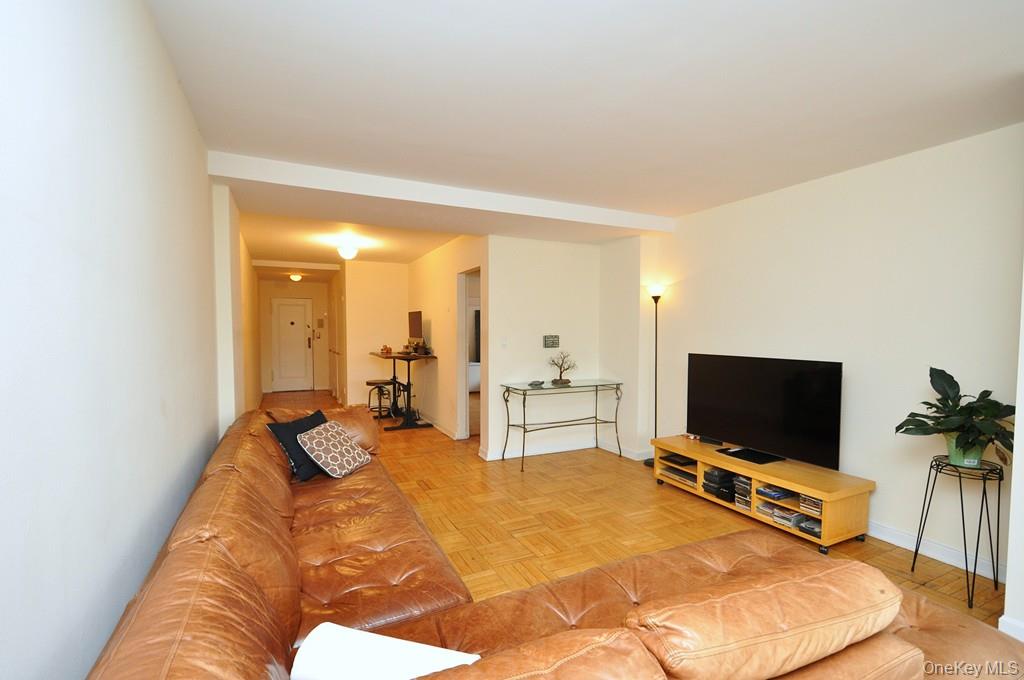 #16 photo, 235 Garth Road, Scarsdale , NY 10583