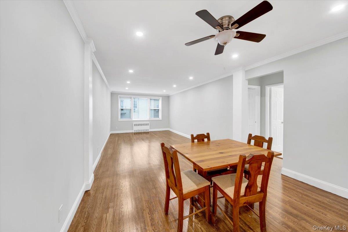 #8 photo, 4265 Webster Ave., Bronx , NY 10470