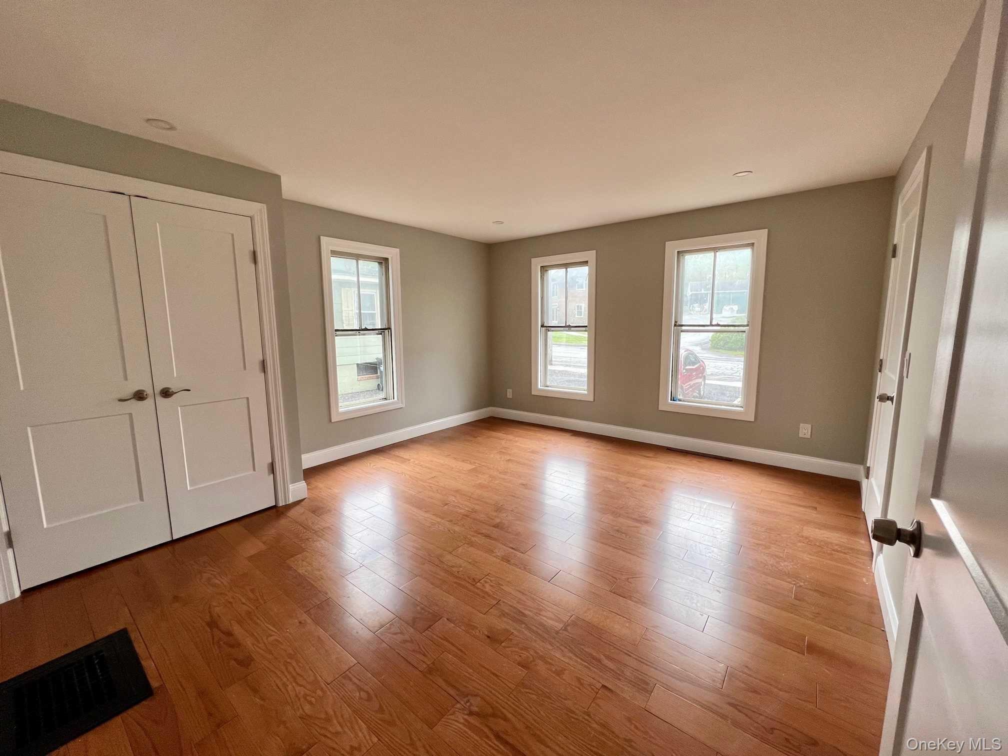 #12 photo, 21 WASHINGTON AVE, 1st floor, Millbrook , NY 12545