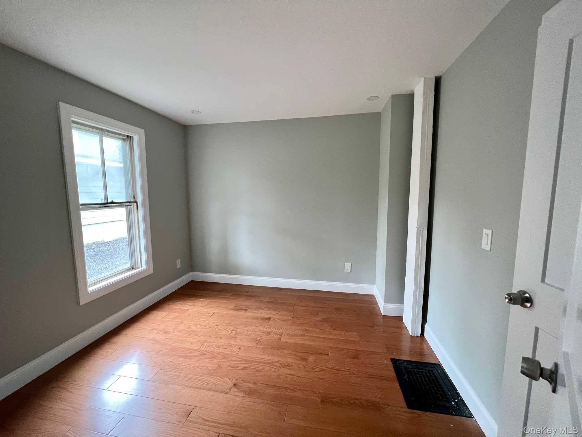 #14 photo, 21 WASHINGTON AVE, 1st floor, Millbrook , NY 12545