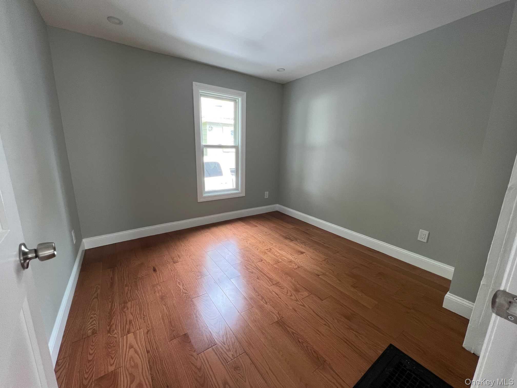 #15 photo, 21 WASHINGTON AVE, 1st floor, Millbrook , NY 12545