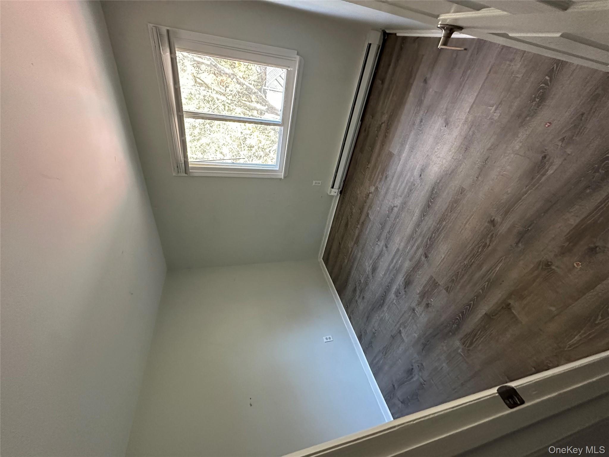 #10 photo, 14 Columbine Court, Middletown , NY 10940