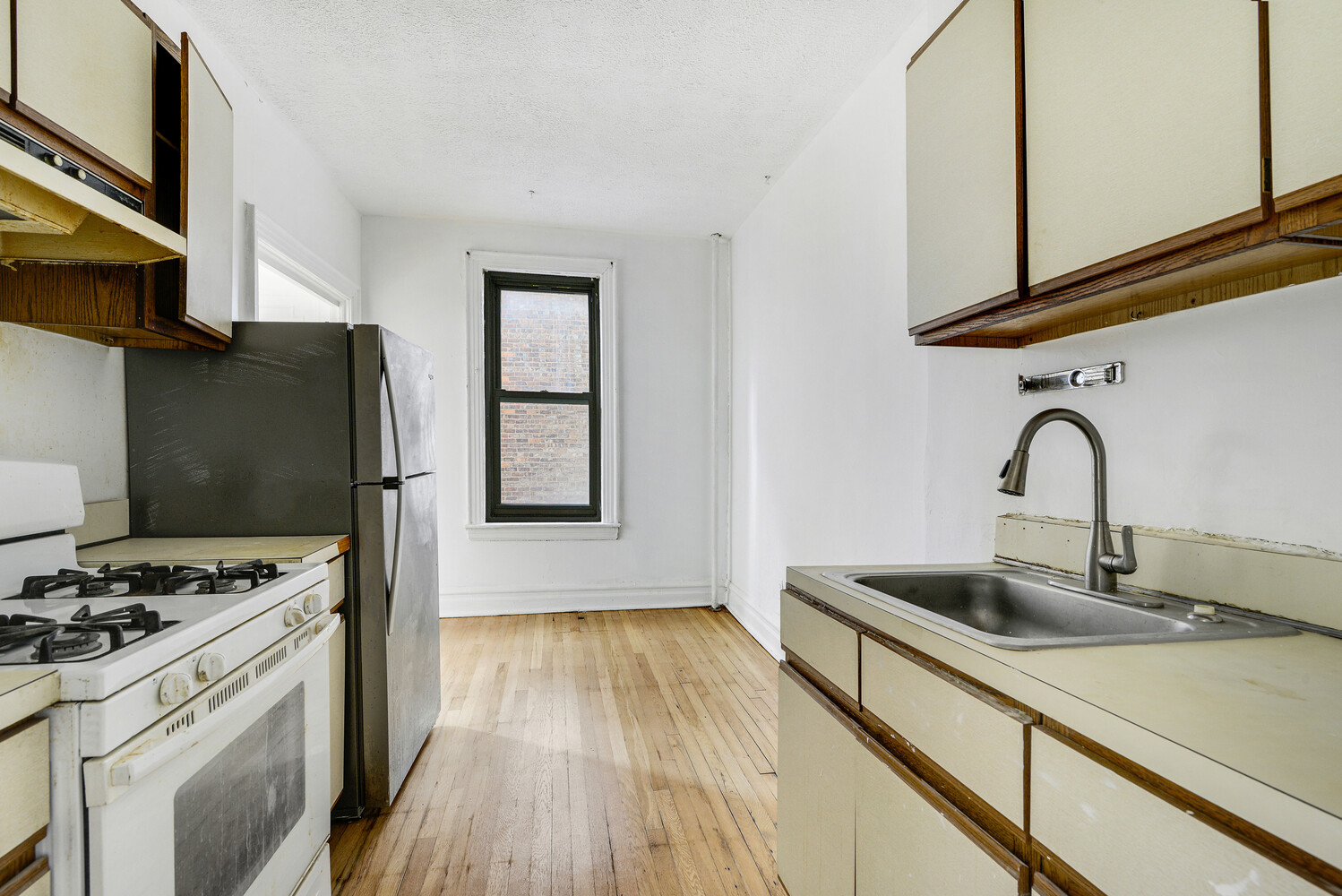#11 photo, 345 MONTGOMERY Street, Crown Heights , NY 11225