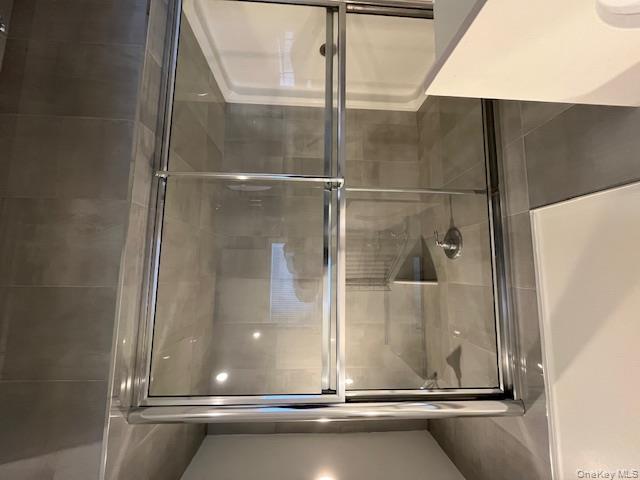 #12 photo, 56 Ashwood Road, Port Washington , NY 11050