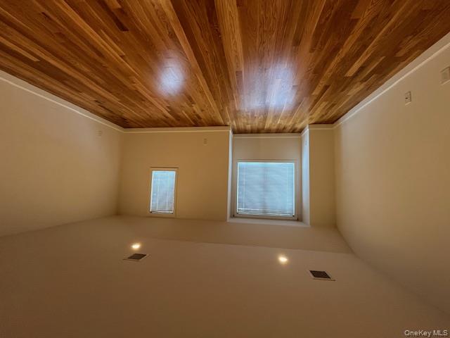 #9 photo, 56 Ashwood Road, Port Washington , NY 11050