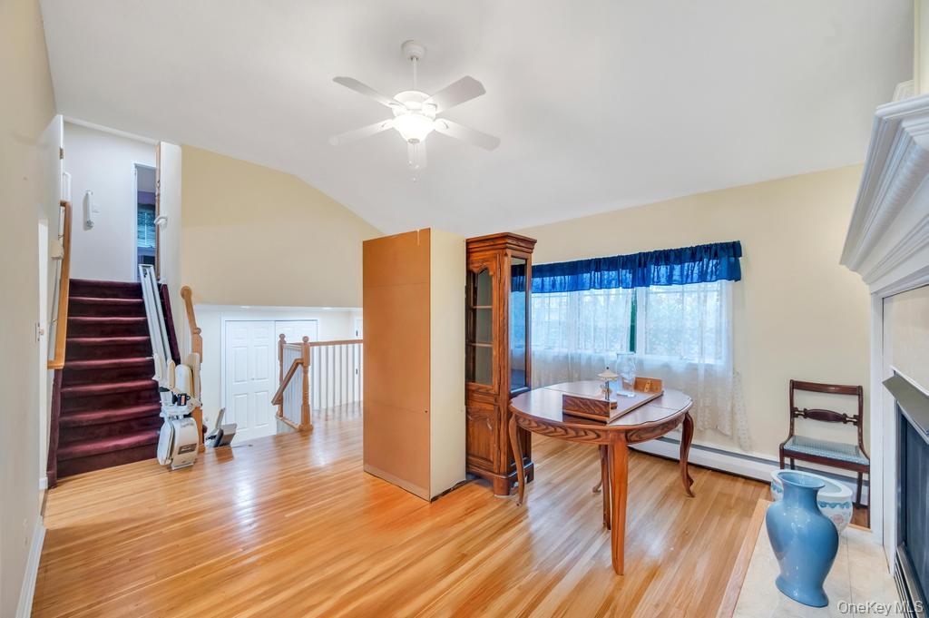 #12 photo, 19 Summit Street, Hicksville , NY 11801