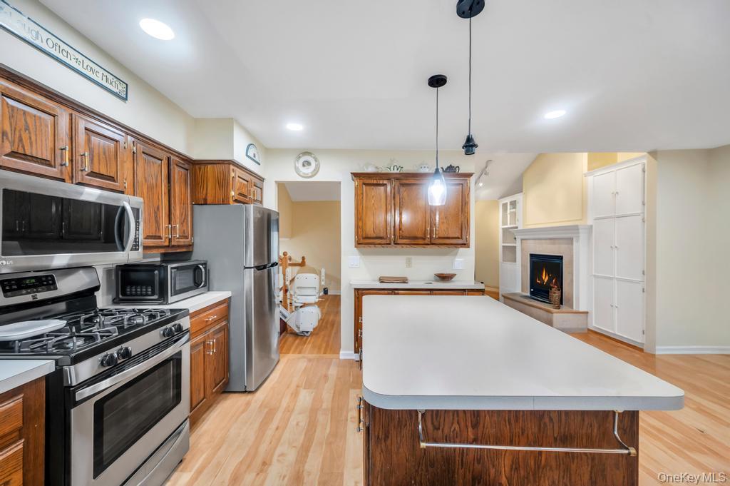 #16 photo, 19 Summit Street, Hicksville , NY 11801