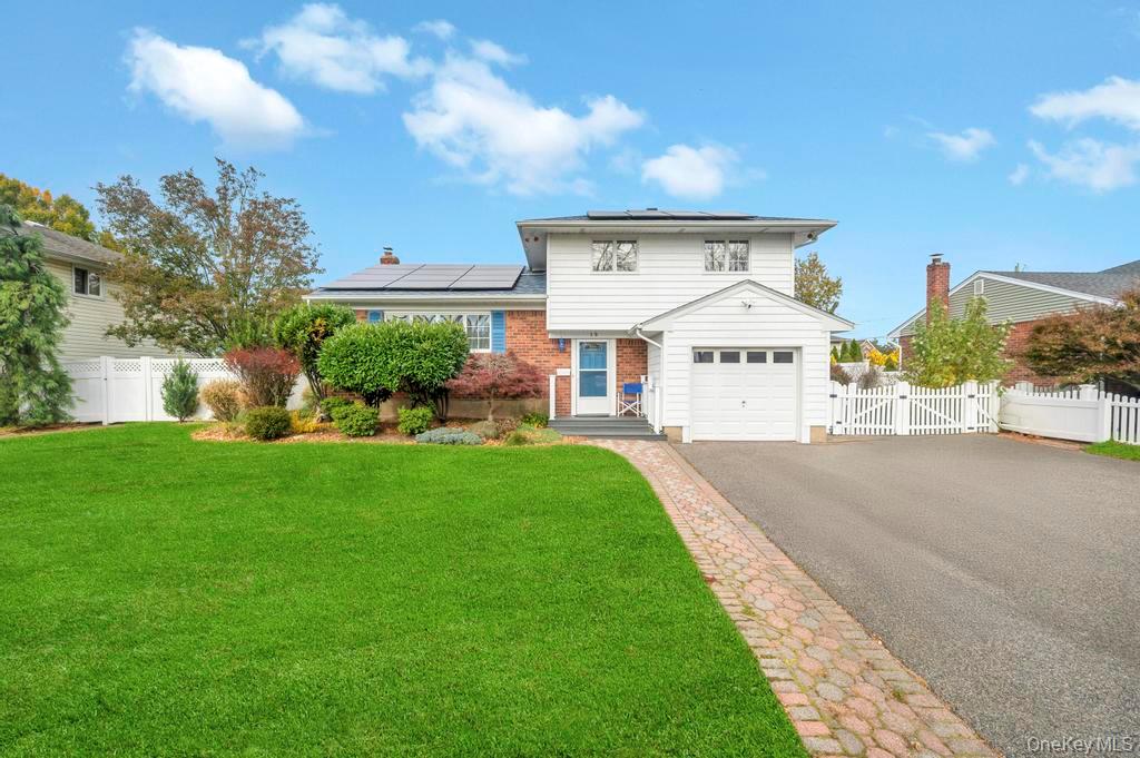 #2 photo, 19 Summit Street, Hicksville , NY 11801