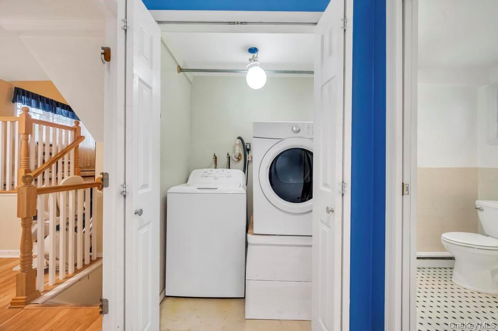 #20 photo, 19 Summit Street, Hicksville , NY 11801