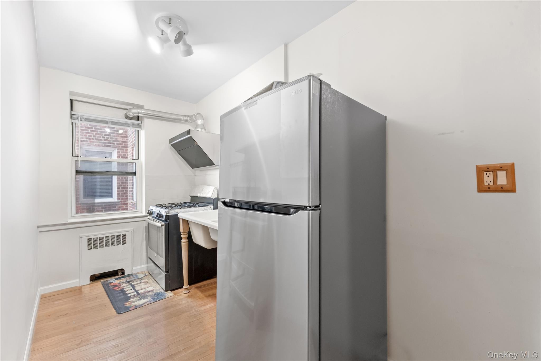 #10 photo, 8435 Lander Street, Briarwood , NY 11435