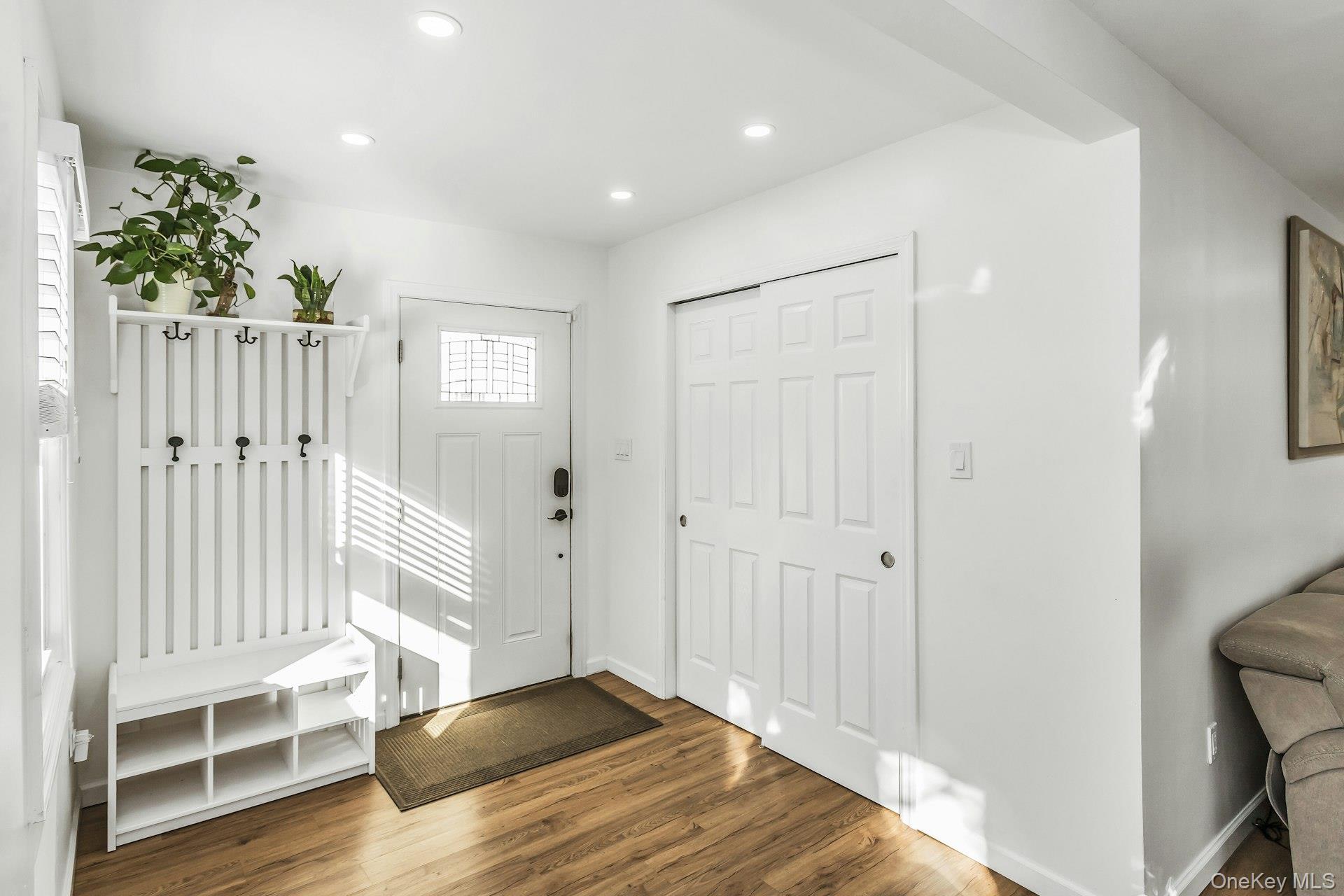 #4 photo, 42 13th Street, Locust Valley , NY 11560